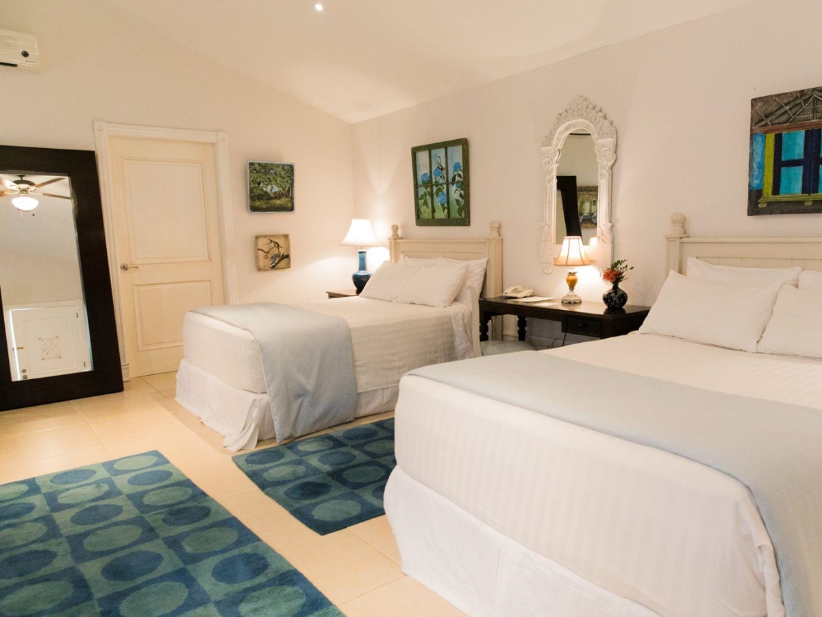 Twin room at Hotel Panamonte in the Chiriqui region of Panama