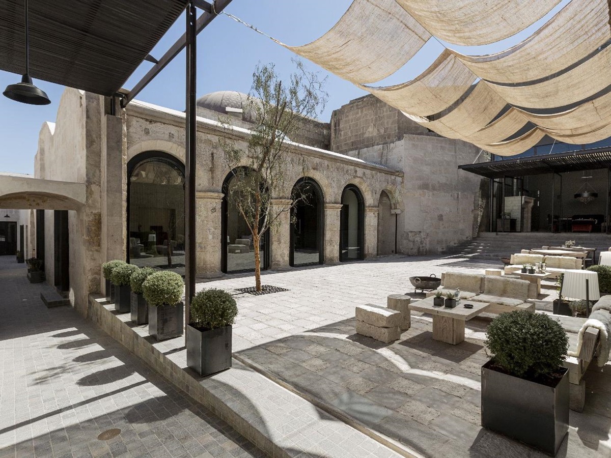 Courtyard with outdoor seating at Cirqa hotel in Arequipa Peru
