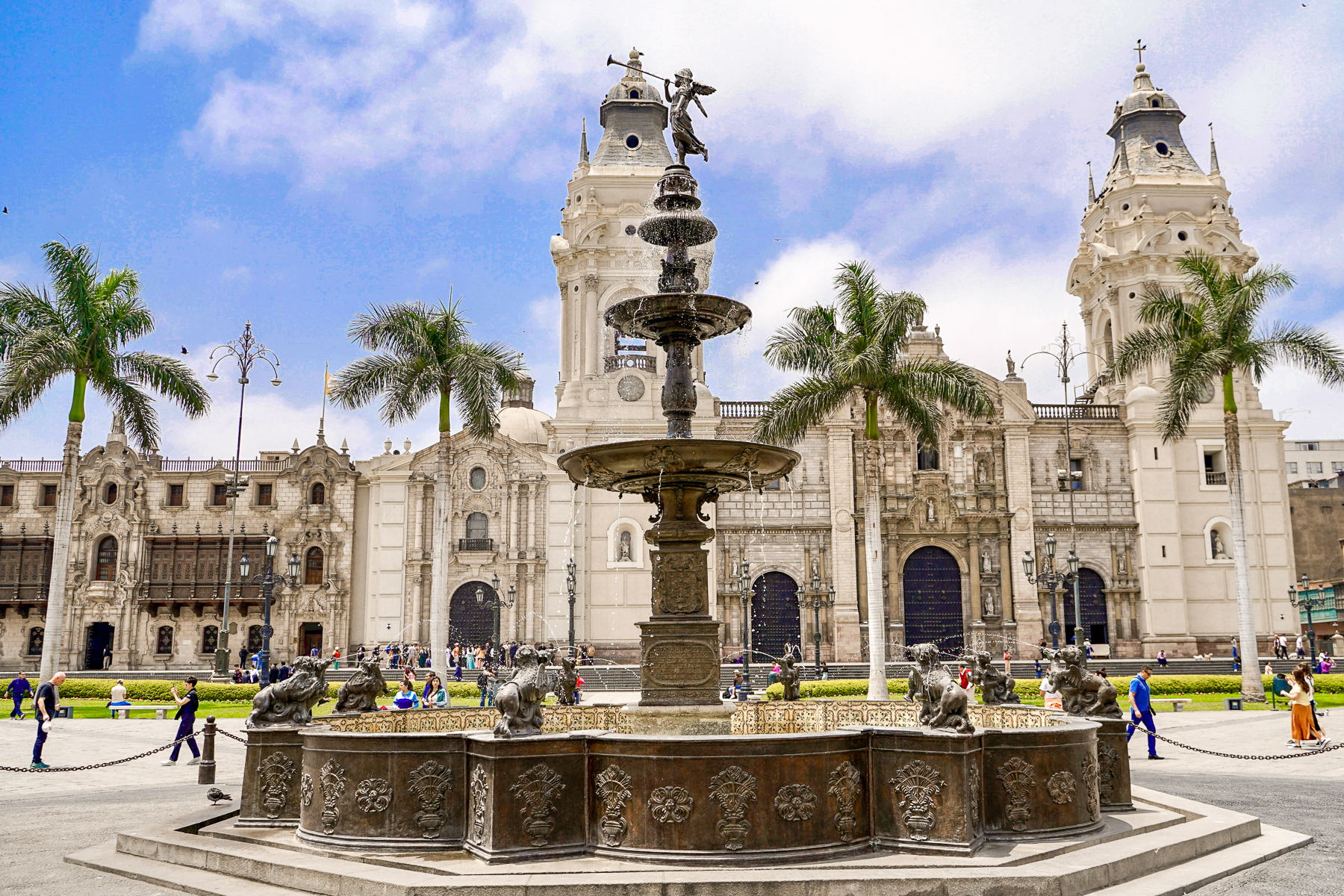 Fountain in a plaza in Lima, Peru