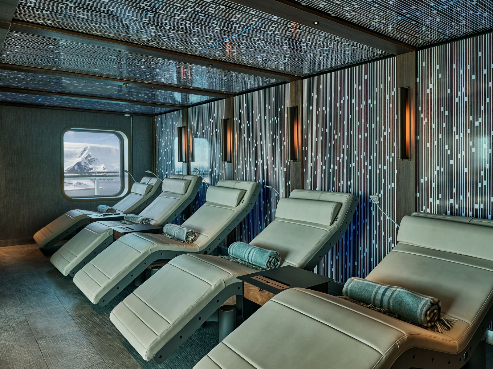 Relaxation room of the spa on board the Silver Endeavour