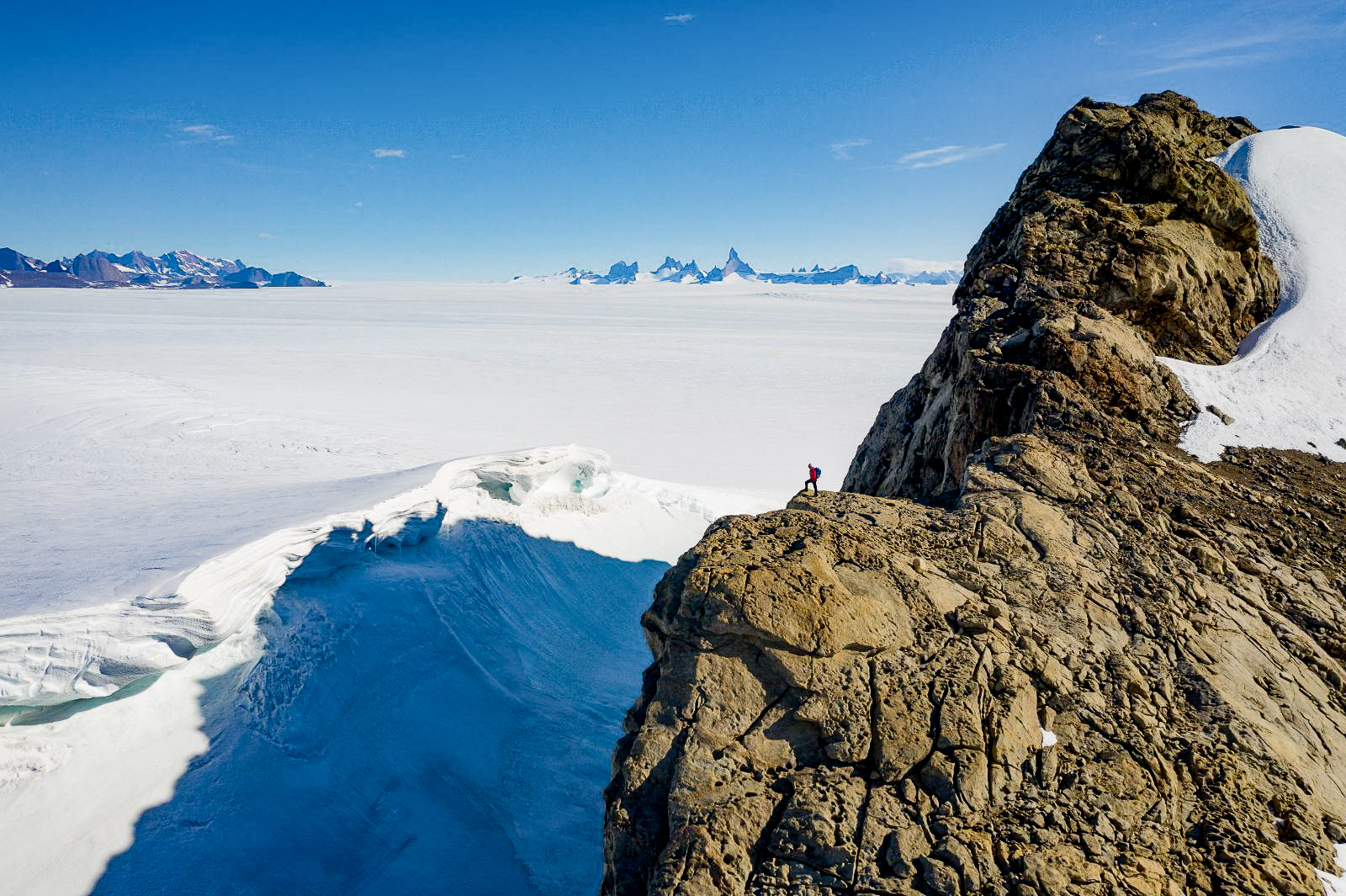 Nunatak climbing in Antarctica near Echo camp by White Desert