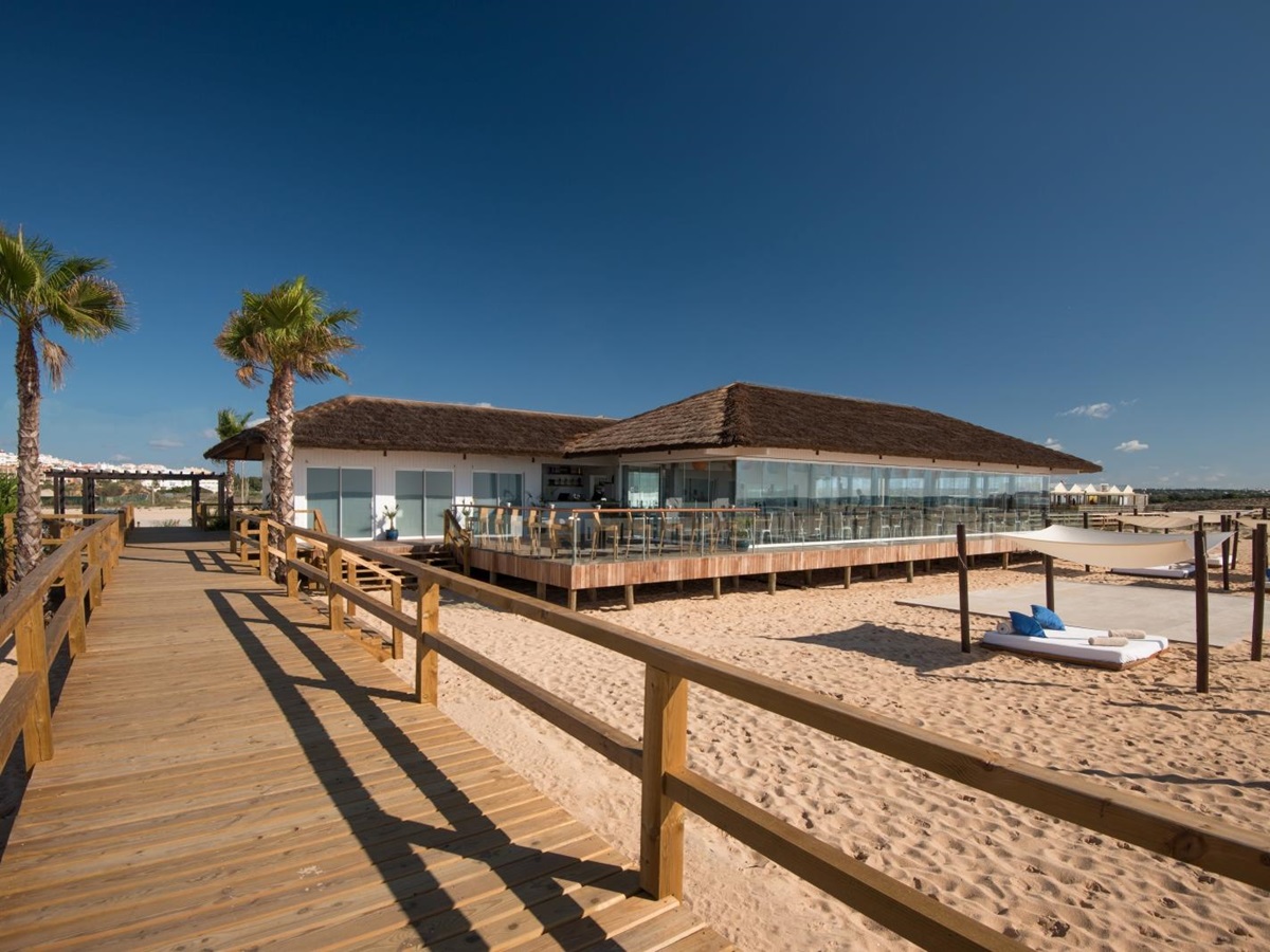 Praia Dourada beach restaurant at Vila Vita Parc in Portugal