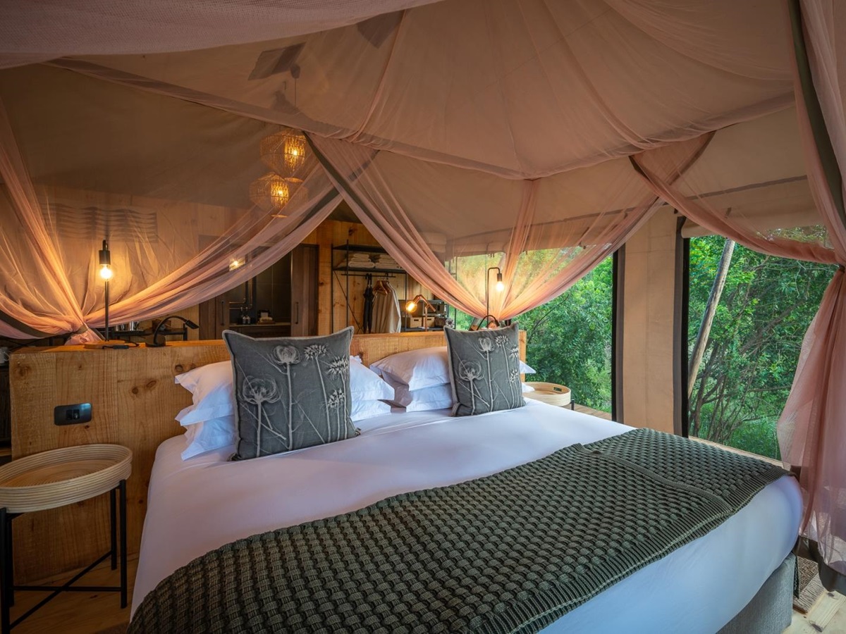 tented room at Magashi camp