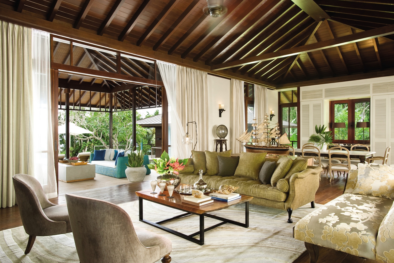living room in Four Seasons Resort, Seychelles