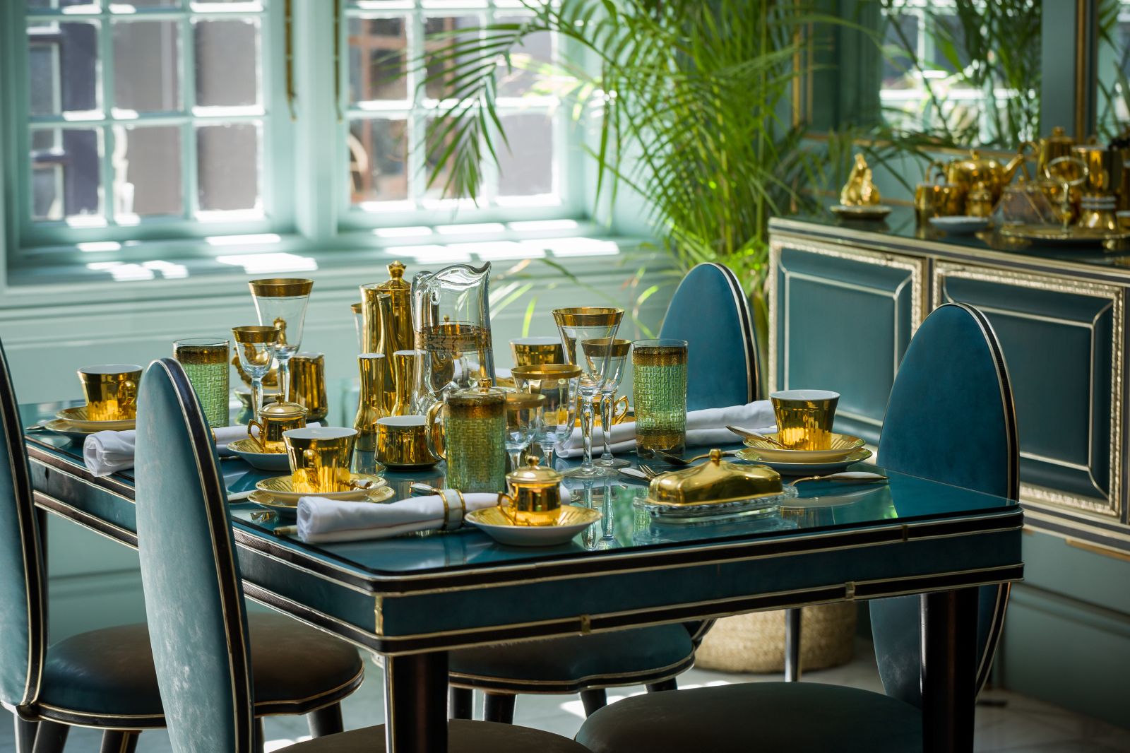 The hotel bar at Akademie Street Boutique Hotel in Cape Town