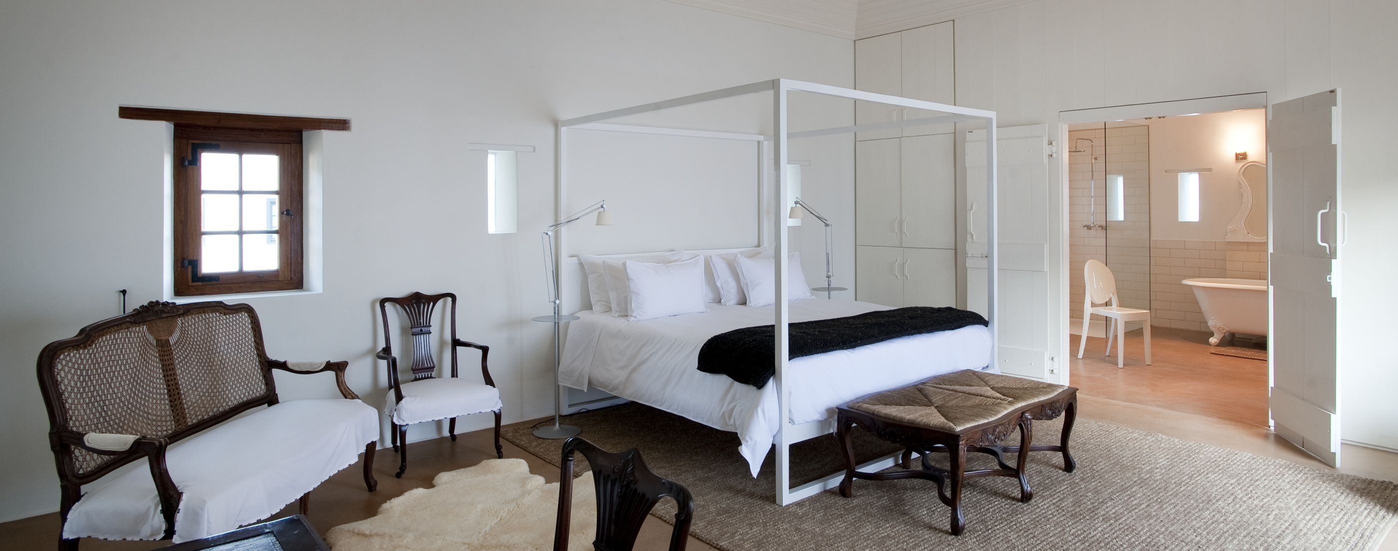A bedroom in a cottage at Babylonstoren