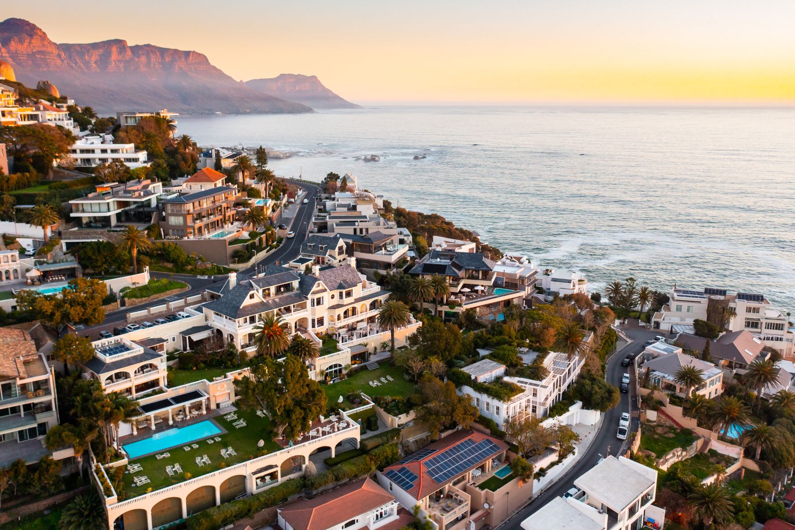 Aerial view of luxury hotel Ellerman House above Bantry Bay in Cape Town