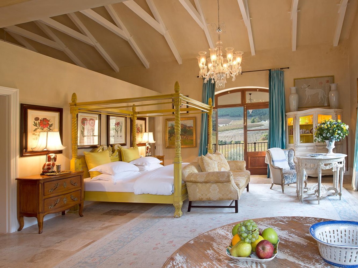 The Huguenot Suite at La Residence