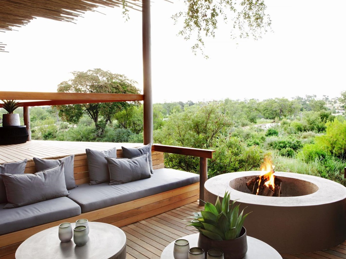 Deck with campfire at Londolozi Granite Suites in South Africa