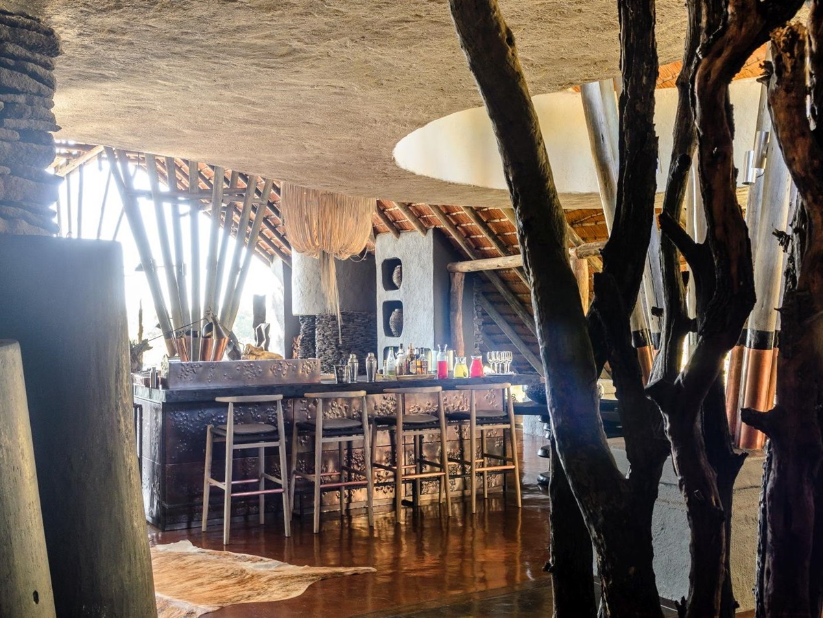 Bar at Singita Boulders Lodge in South Africa