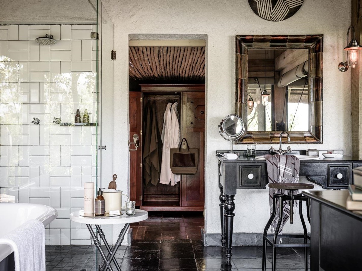 Bathroom at Singita Ebony Lodge in South Africa