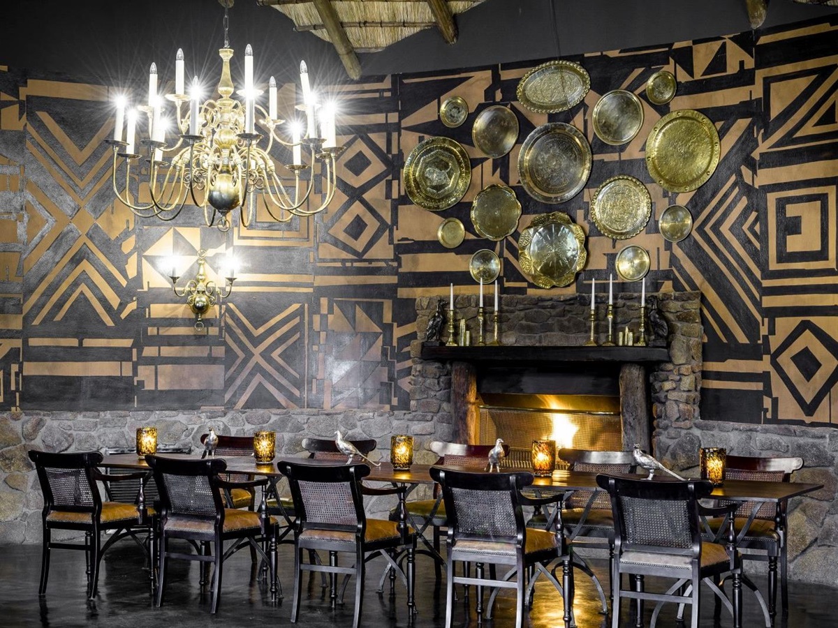 Dining room at Singita Ebony Lodge in South Africa