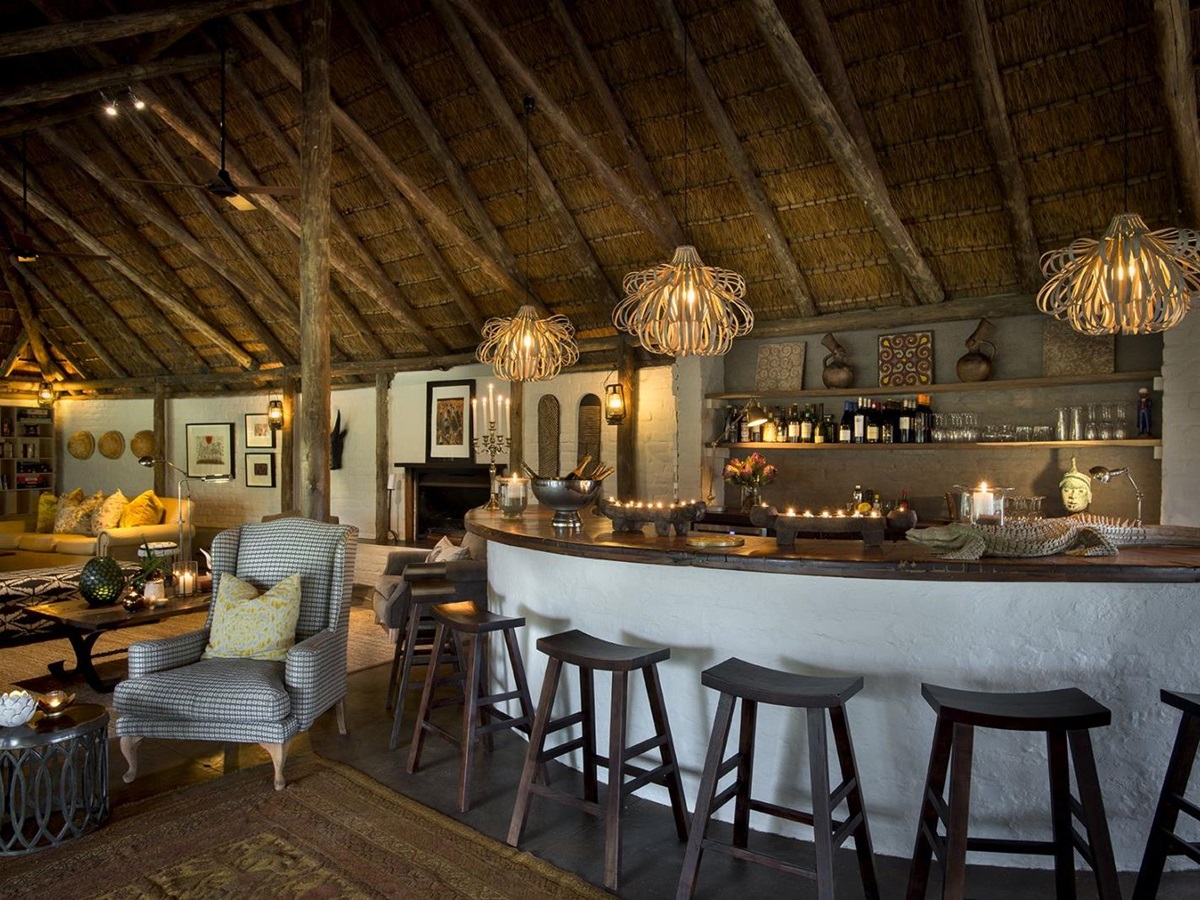 Bar area at Tanda Tula Safari Camp in South Africa