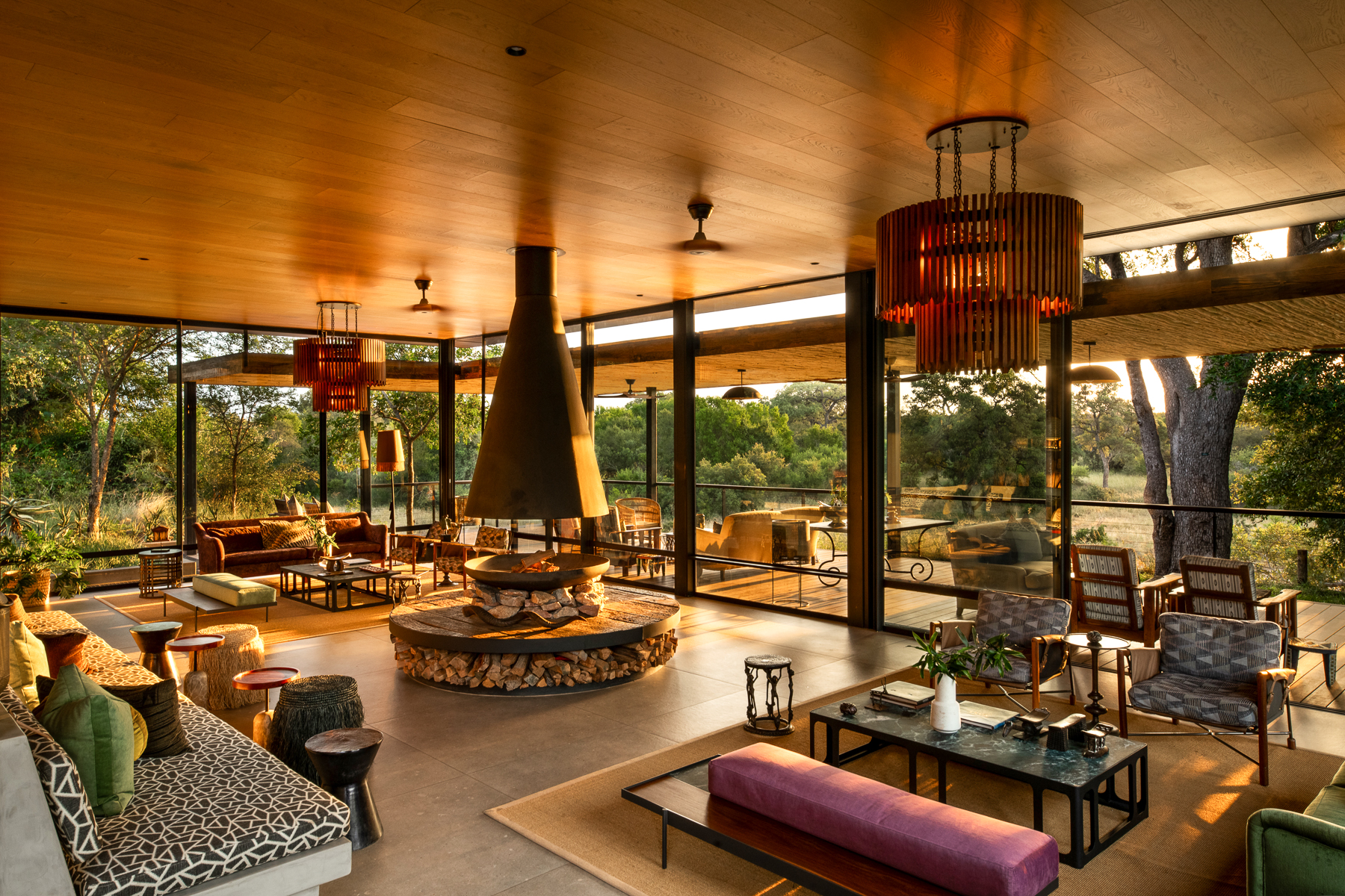 Lounge at Tanda Tula lodge in South Africa