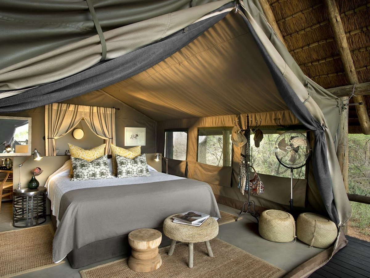 Suite bedroom at Tanda Tula Safari Camp in South Africa