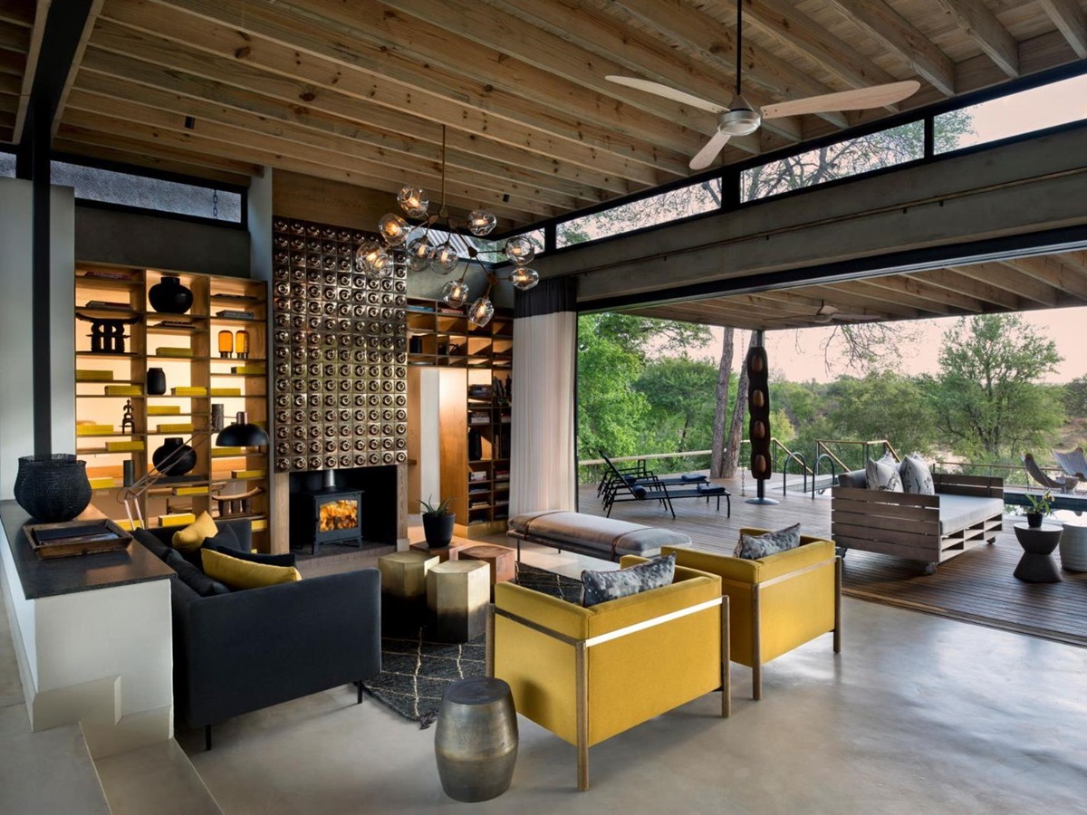 Lounge area at Fish Eagle Villa at Lion sands in the Kruger National Park in South Africa