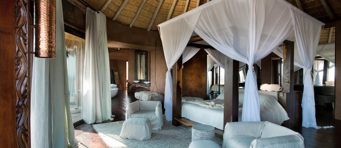 The master bedroom in Leobo the Observatory, South Africa