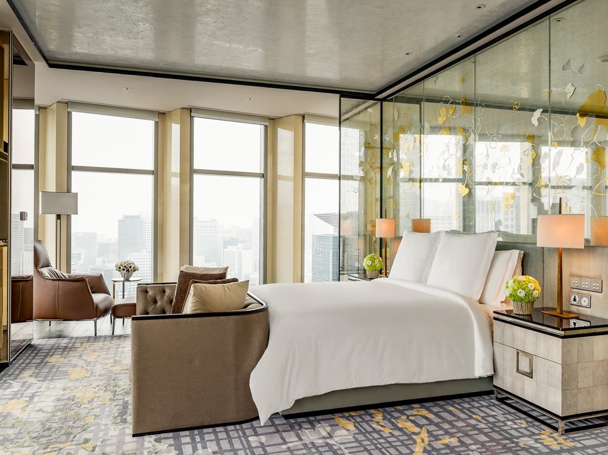 Presidential Three Bedroom Suite bedroom at Four Seasons Hotel Seoul
