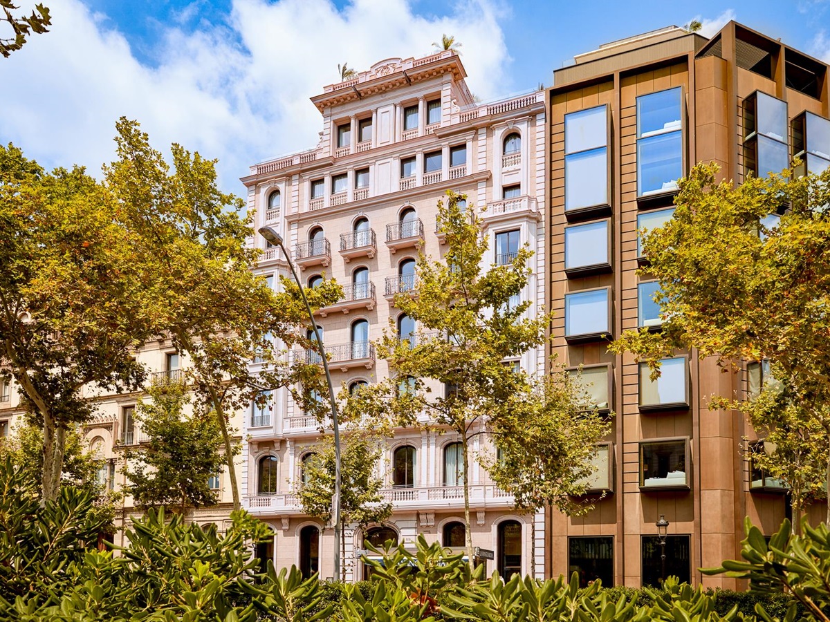 Exterior view of the Almanac Barcelona hotel