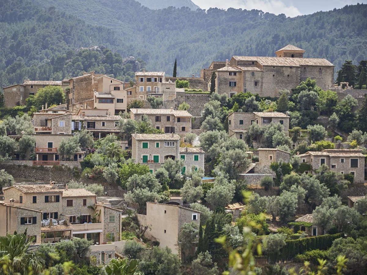 Mountain villages surounding Belmond La Residencia hotel in Mallorca