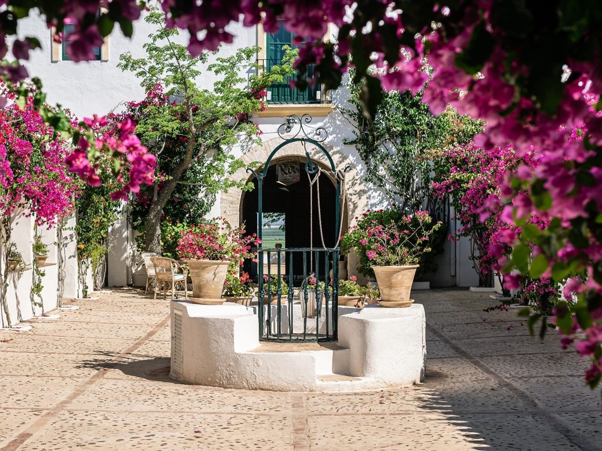 Cloistered courtyard at Hacienda de San Rafael in Andalusia