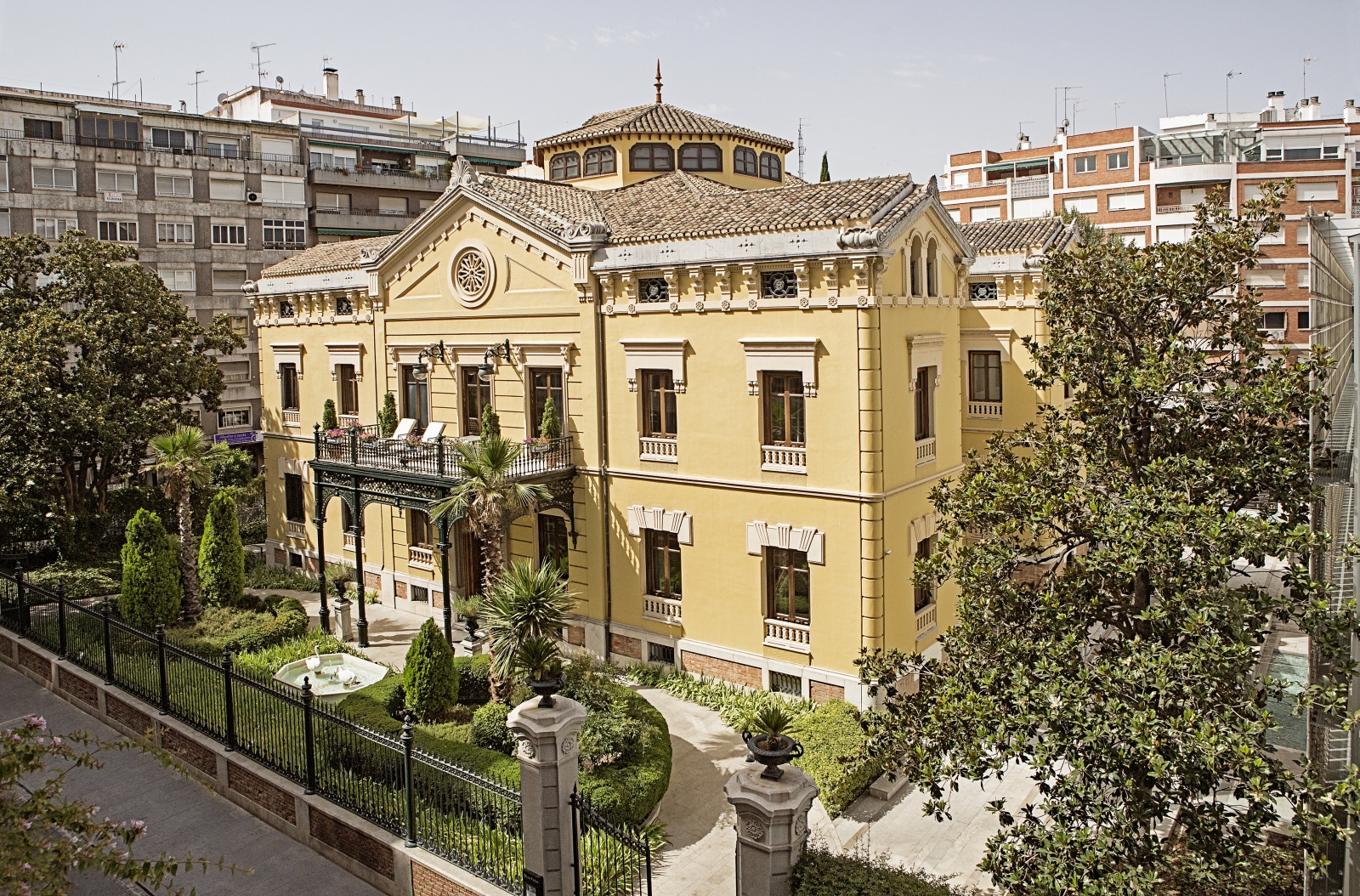 Exterior view of Hospes Palacio de Los Patos in Spain