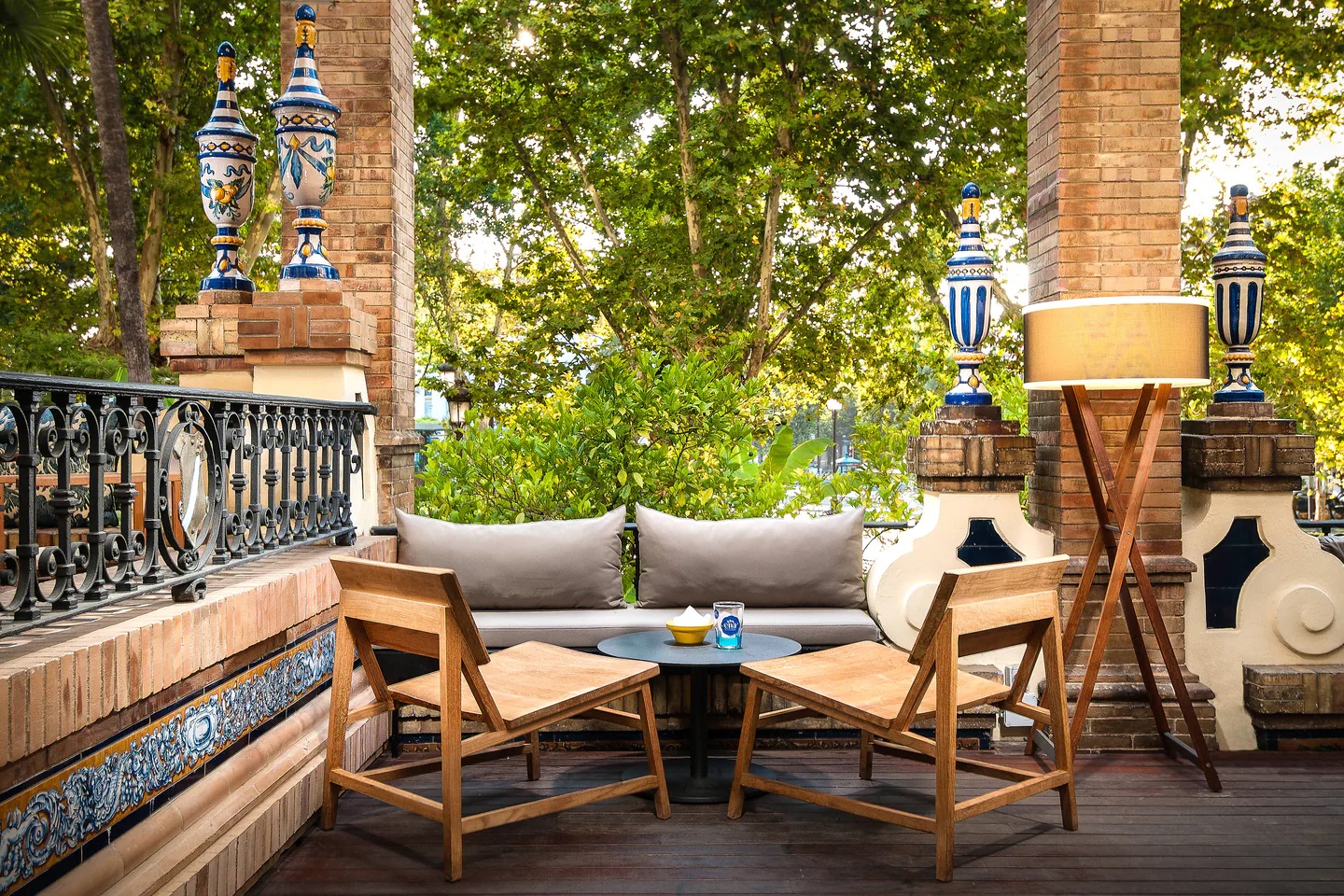 Outdoor dining at the tapas bar of Hotel Alfonso XIII Seville