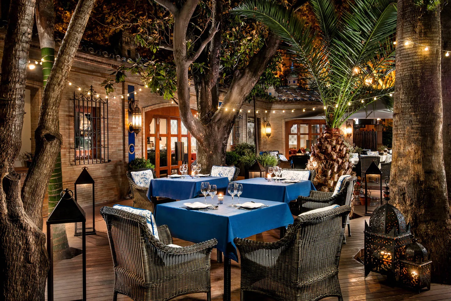 Atmospheric outdoor dining at Hotel Alfonso XIII Seville