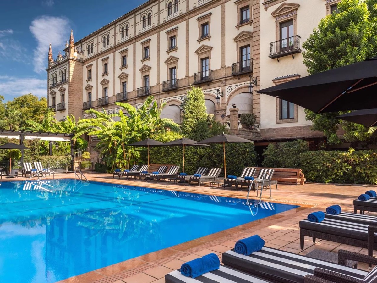 The outdoor swimming pool at Hotel Alfonso XIII Seville