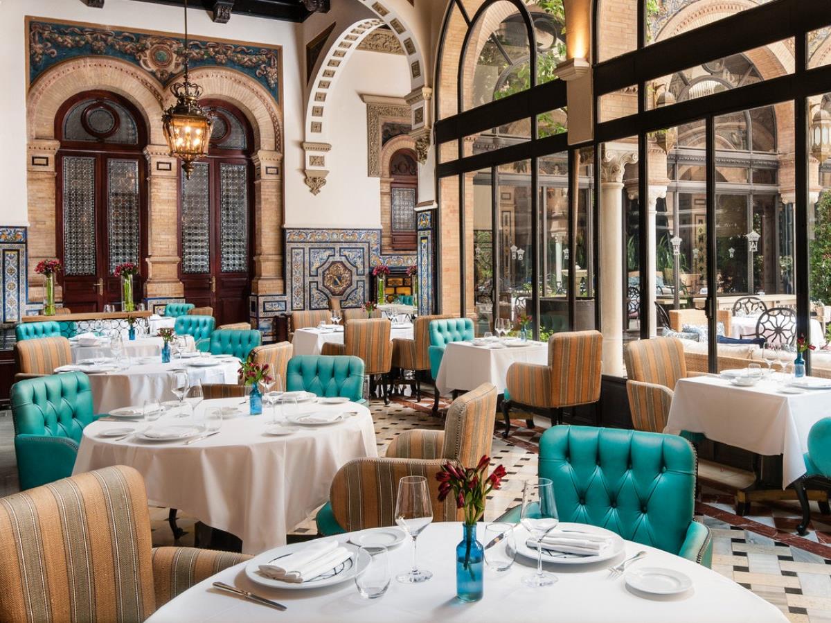 The elegant San Fernando restaurant at Hotel Alfonso XIII Seville