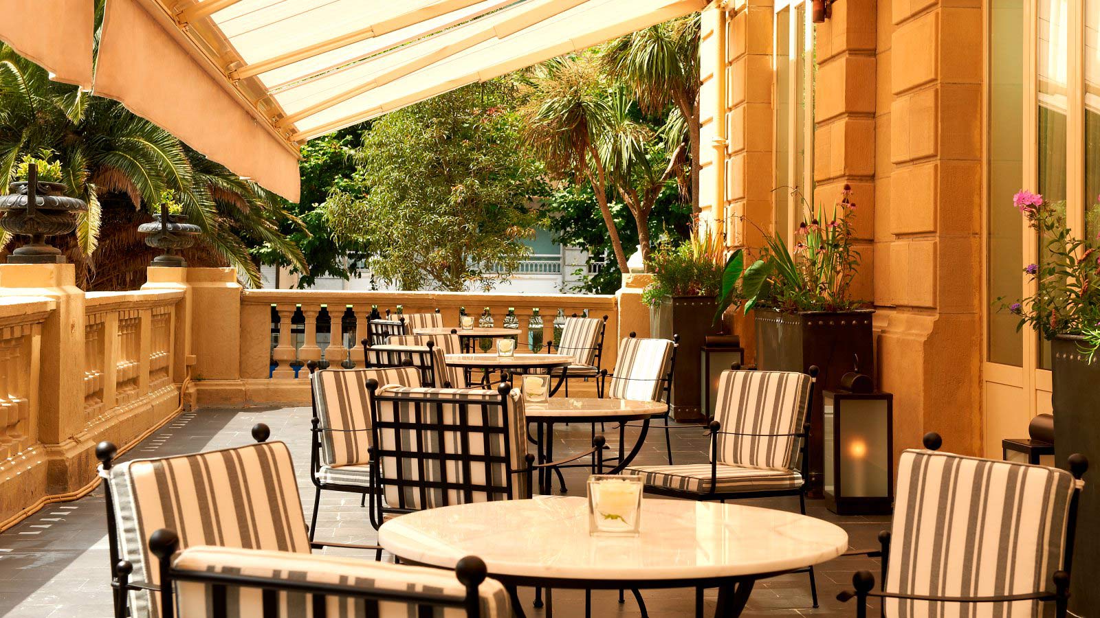 Terrace dining at Hotel Maria Cristina in Spain