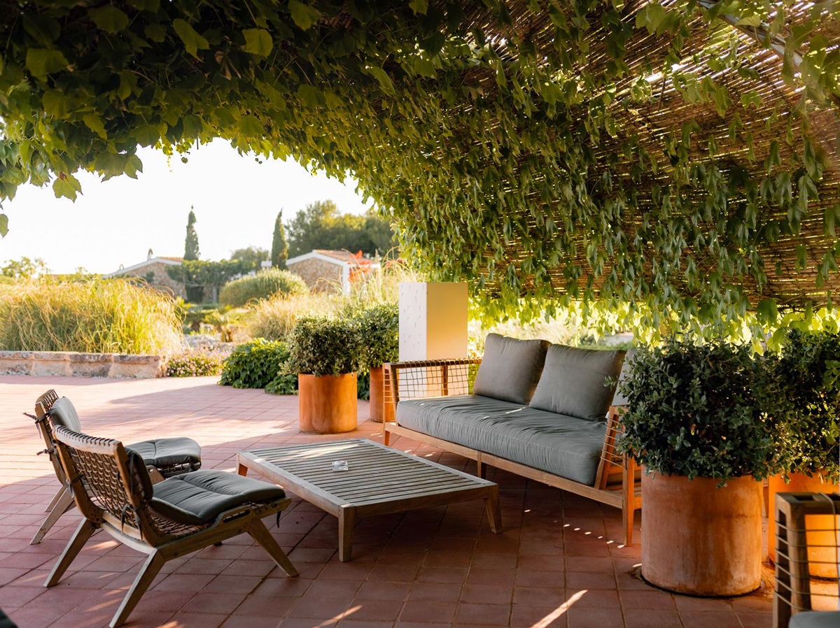 Alfresco dining area at Hotel Torralbenc in Menorca