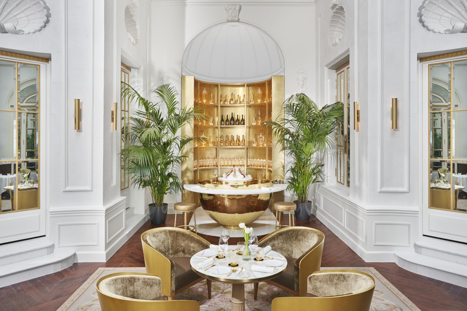 Golden champagne bar at luxury hotel Mandarin Oriental Ritz Madrid