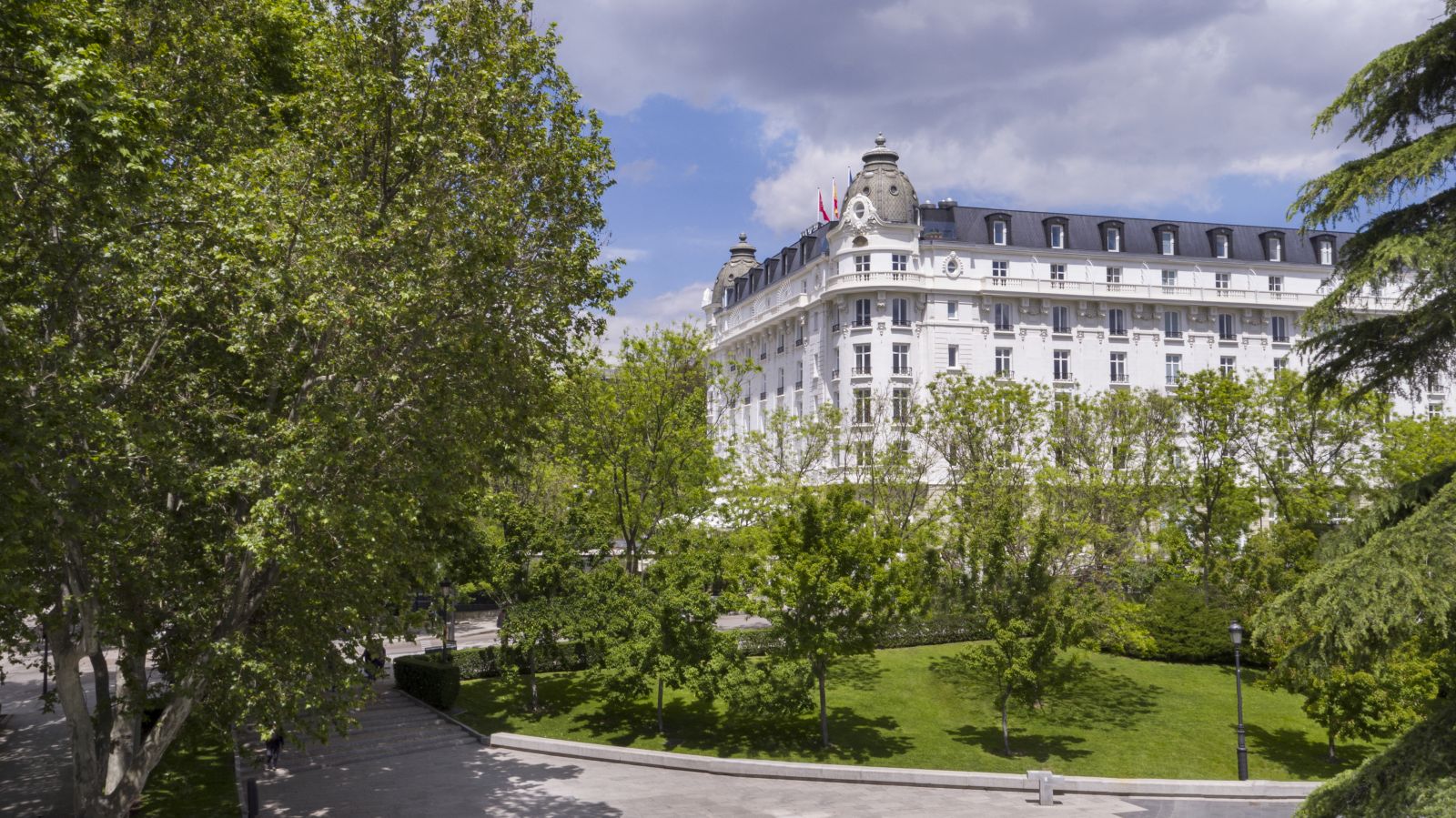 Exterior of luxury hotel Mandarin Oriental Ritz Madrid with gardens