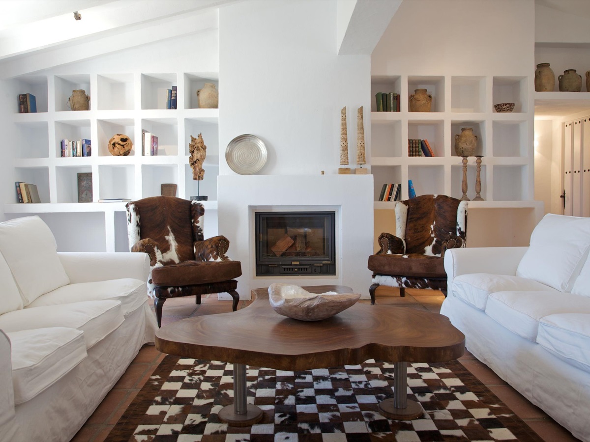 The lounge of El Refugio, Andalucia