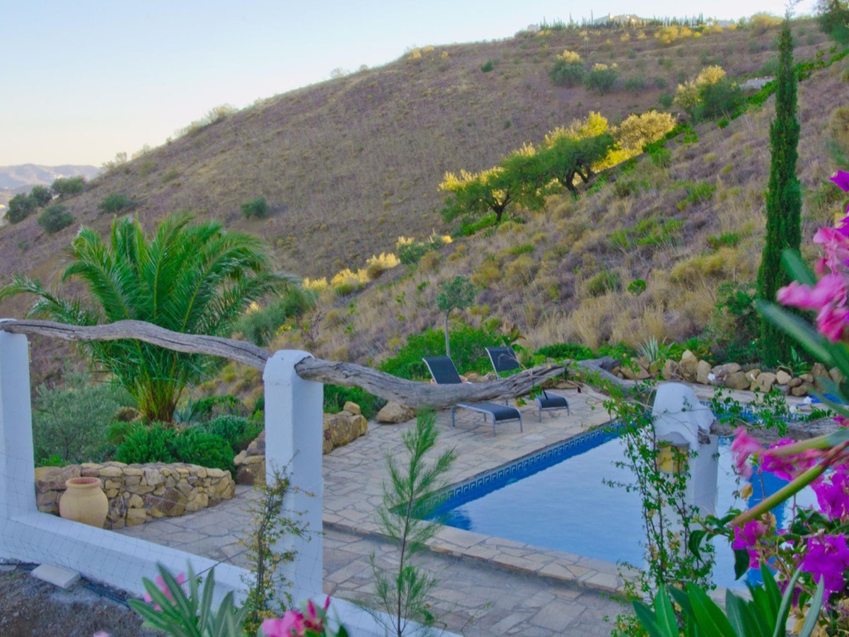 Pool and gardens at El Refugio