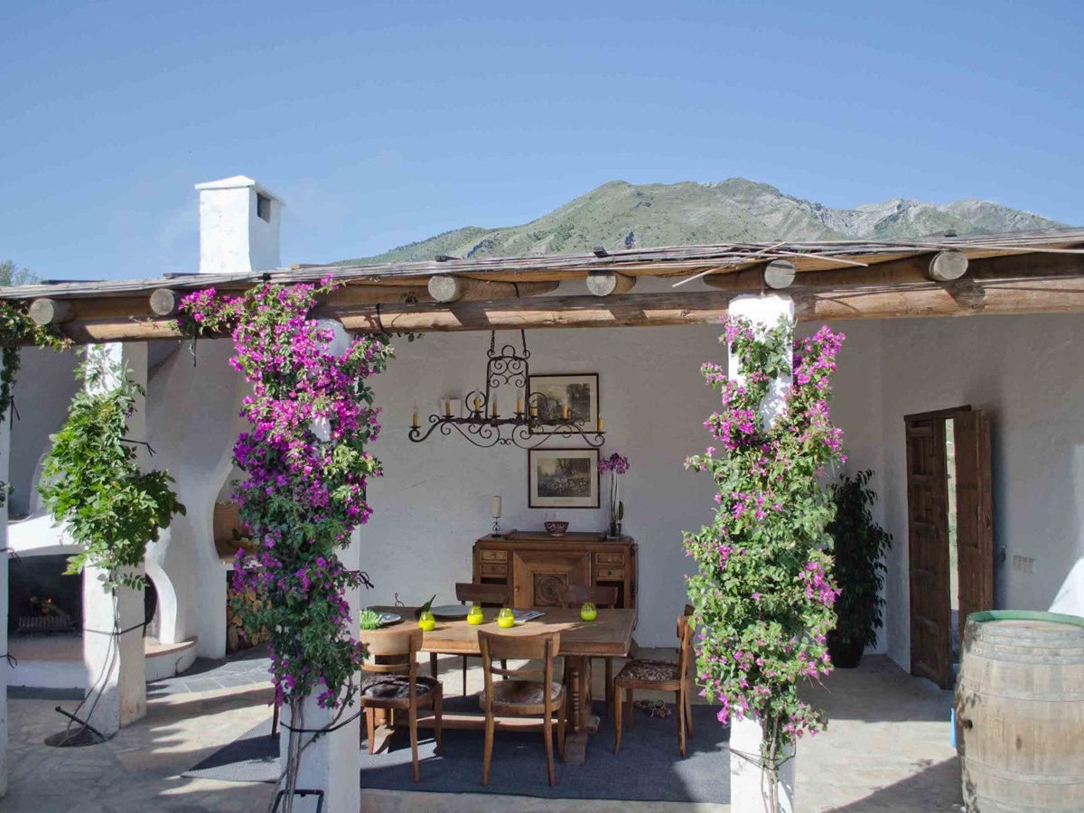 The covered terrace of El Refugio, Andalucia
