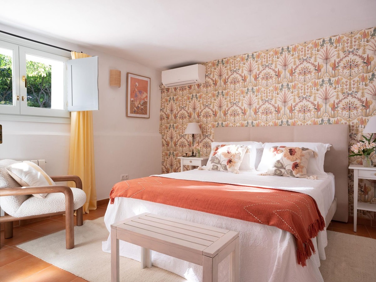 Double bedroom at Finca Flores, Andalucia