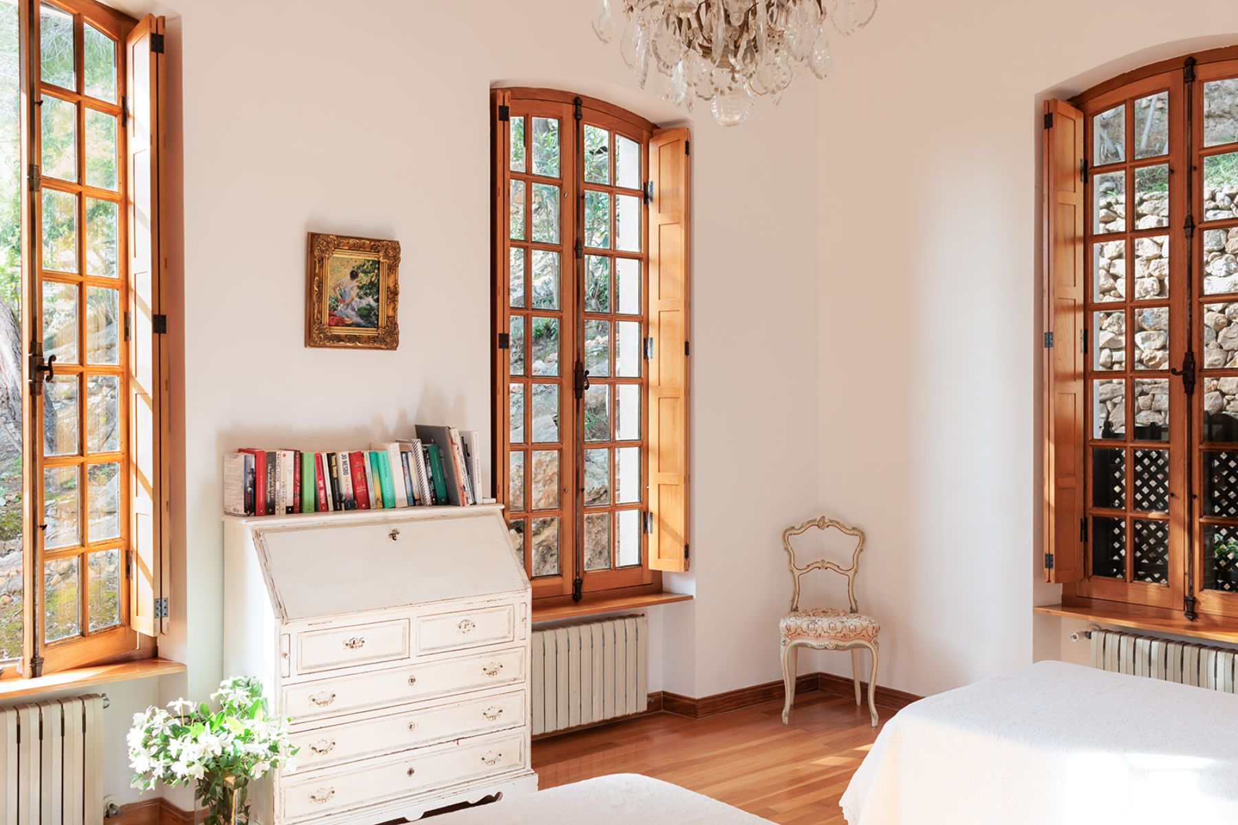 Twin bedroom at Finca Jardin Bonito, Andalucia