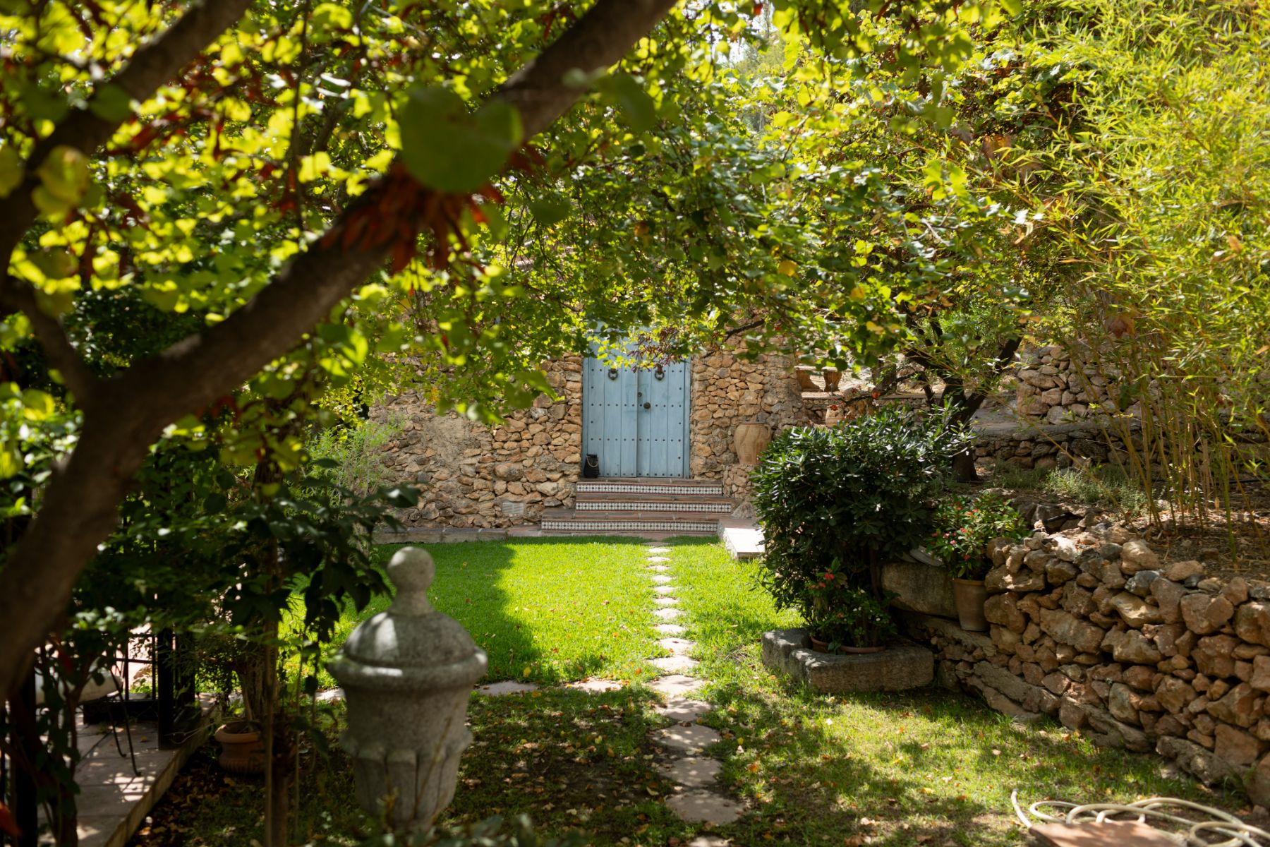 Guest house and garden at Finca Jardin Bonito, Andalucia