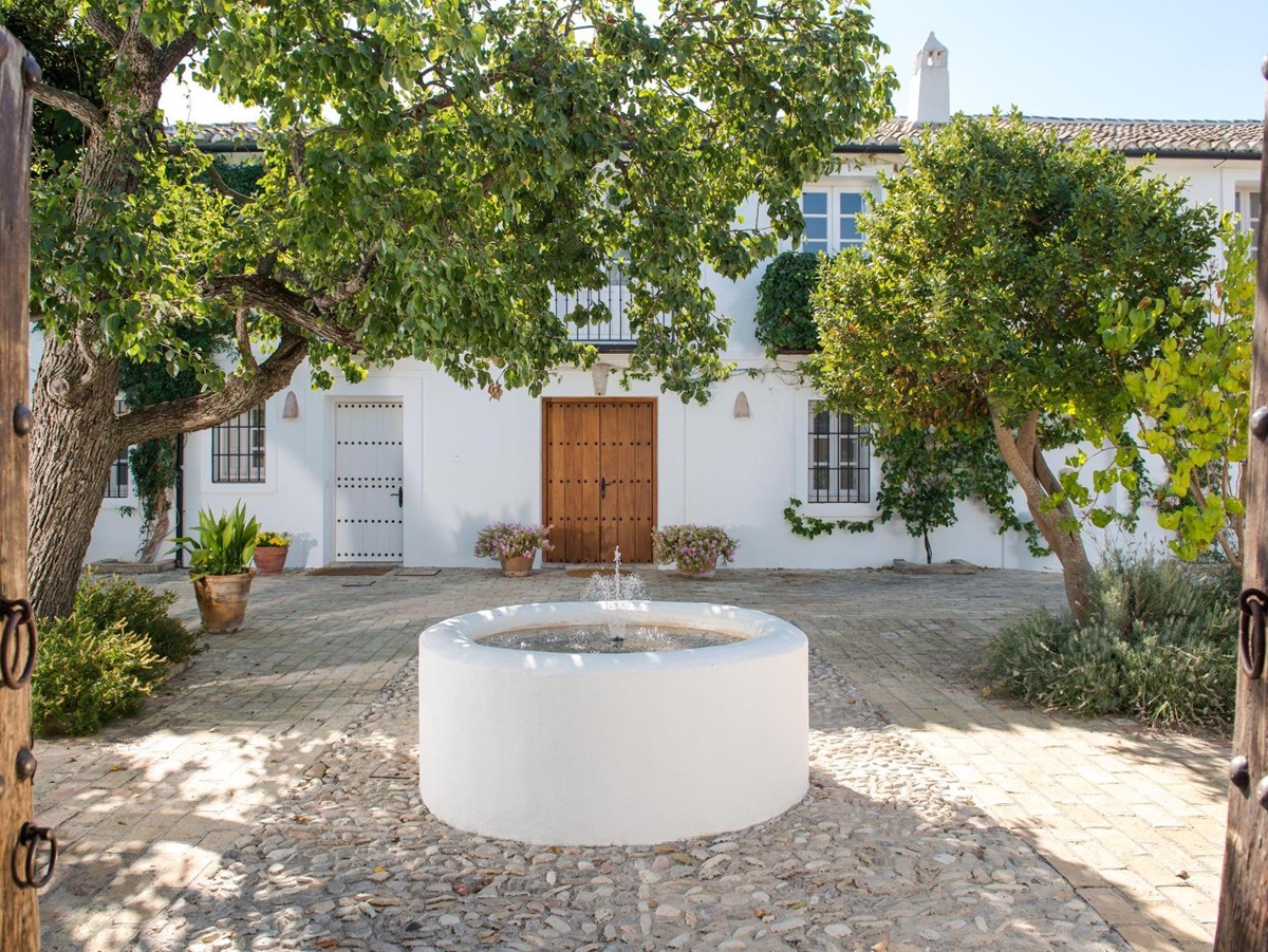 Exterior view of La Huerte el Noque