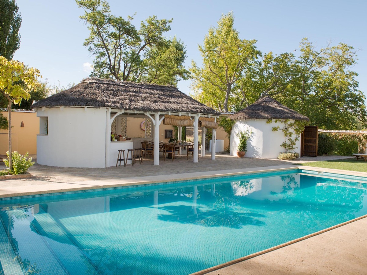 The swimming pool and summer house of La Huerta El Noque, Andalucia