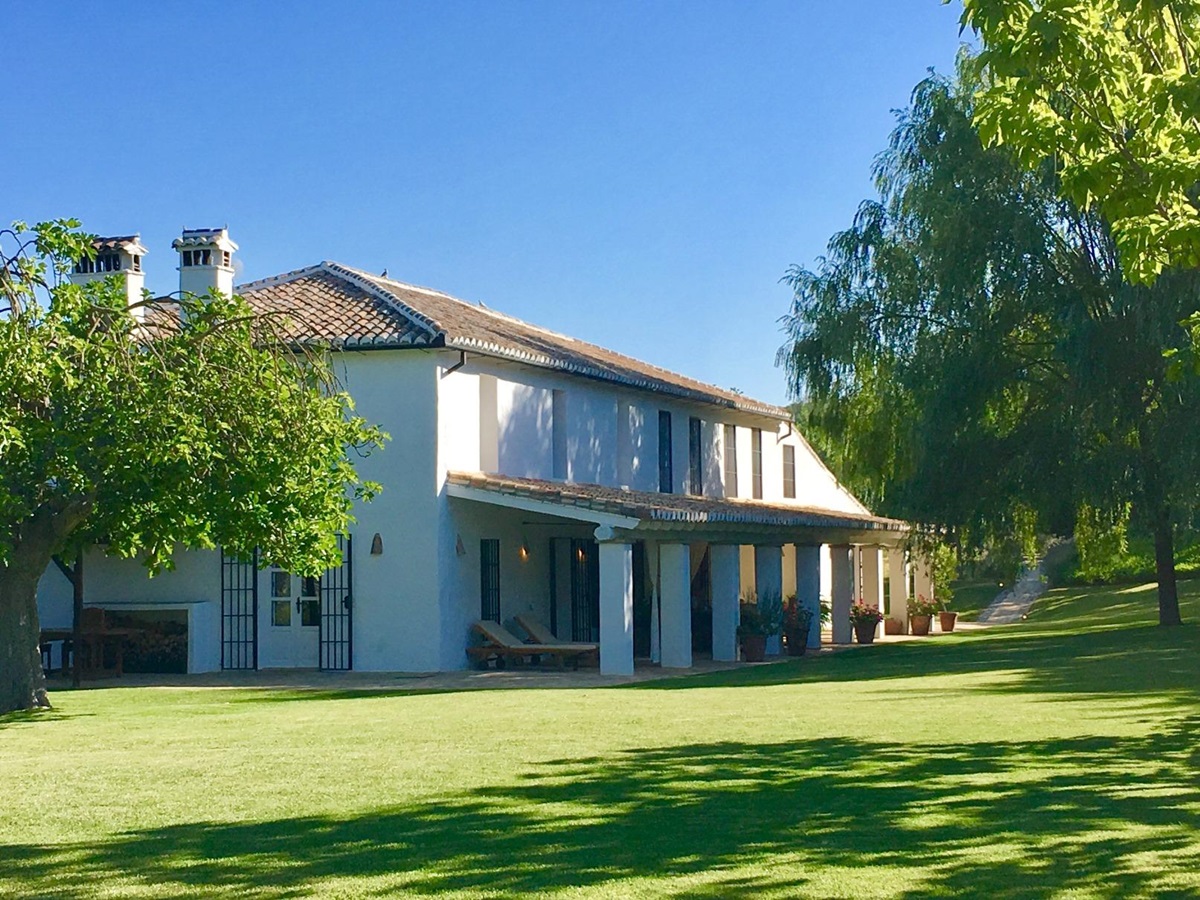 Exterior of La Huerta El Noque