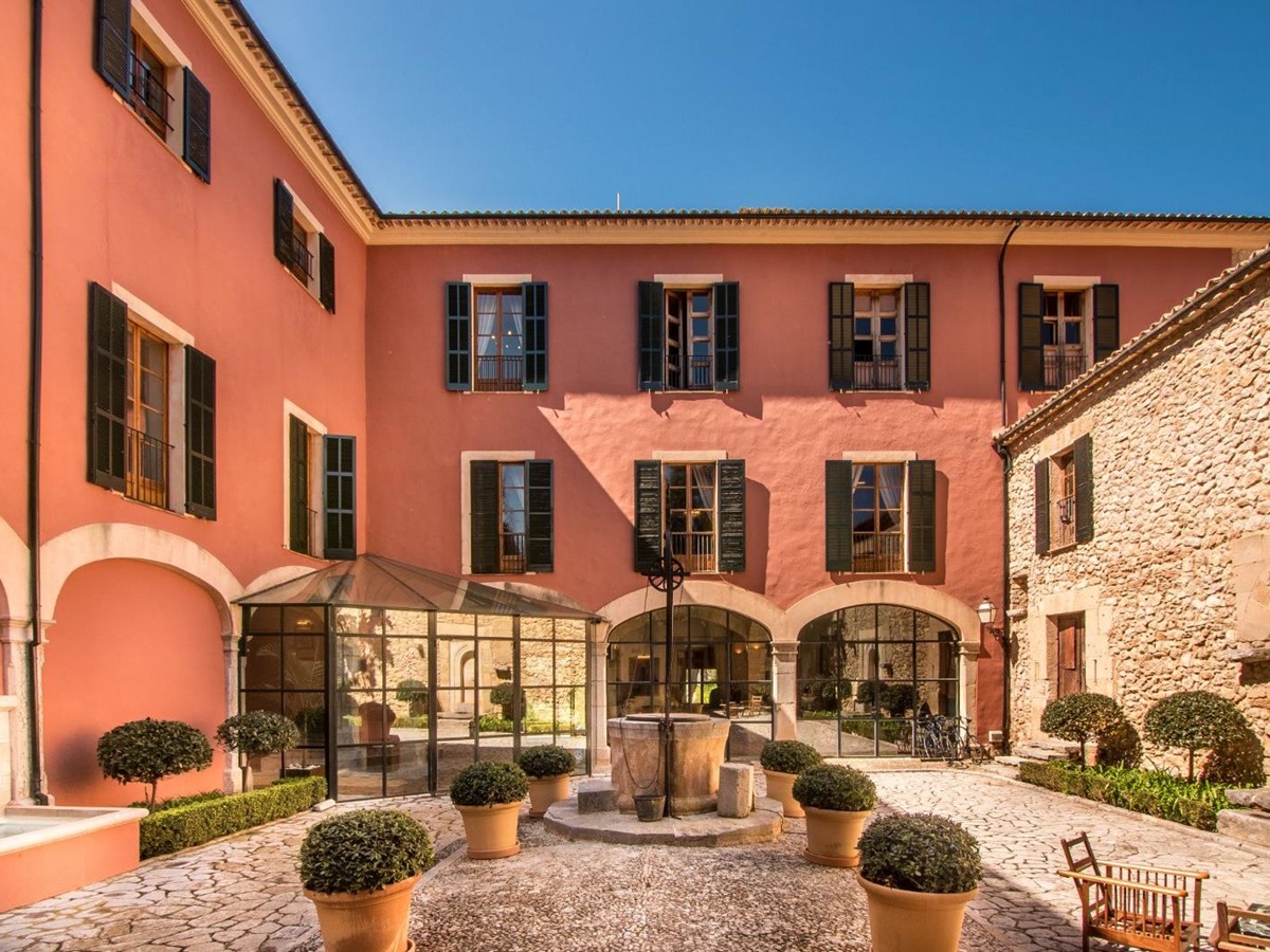 Courtyard area of Son Net in the Puigpunyent region of Mallorca, Spain