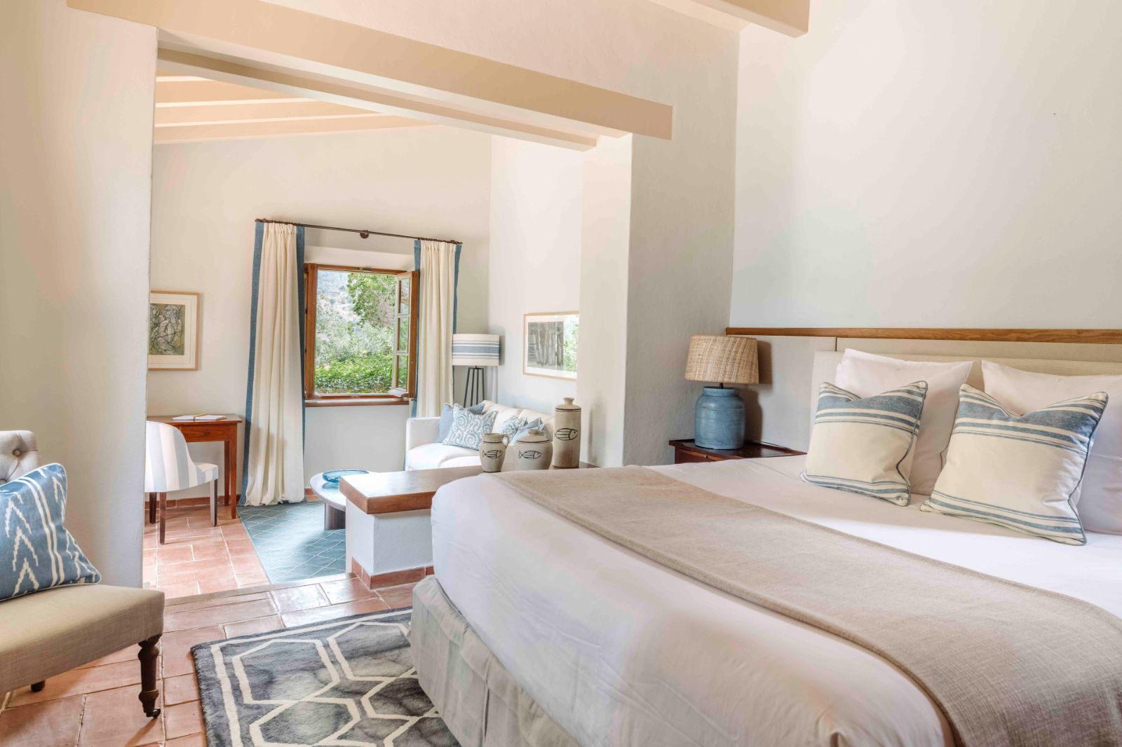 Sa-Punta-de-SAguila-Mallorca-bedroom-1