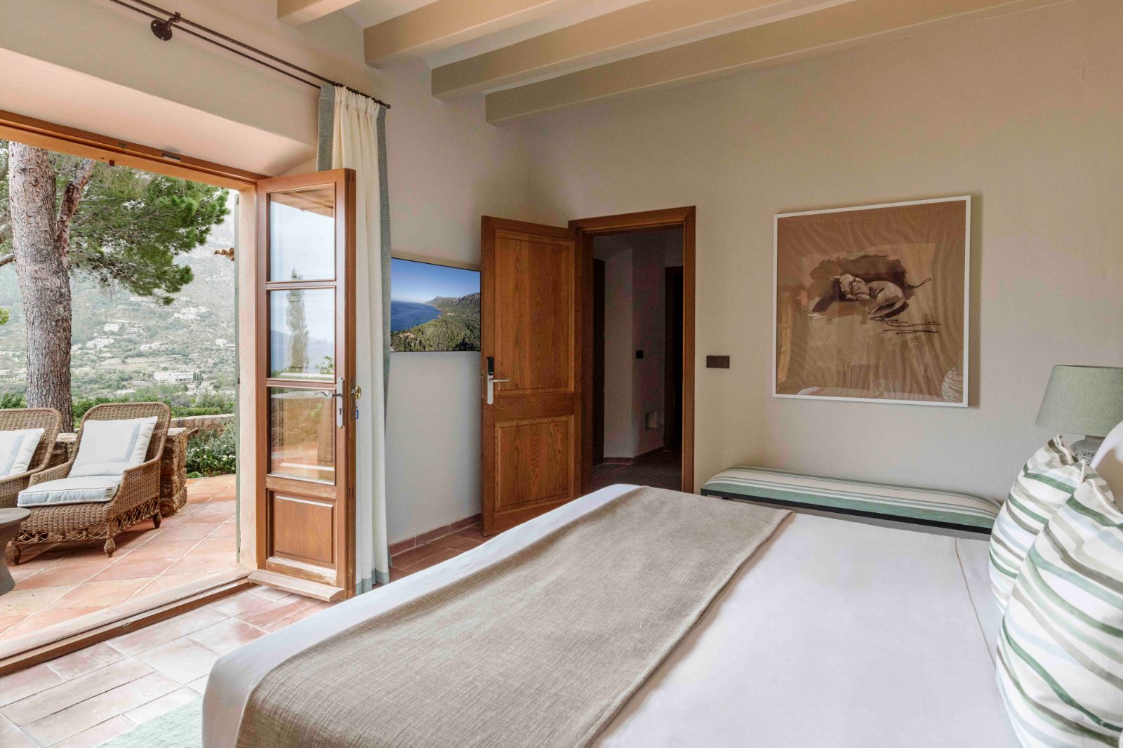 Sa-Punta-de-SAguila-Mallorca-bedroom-3-terrace