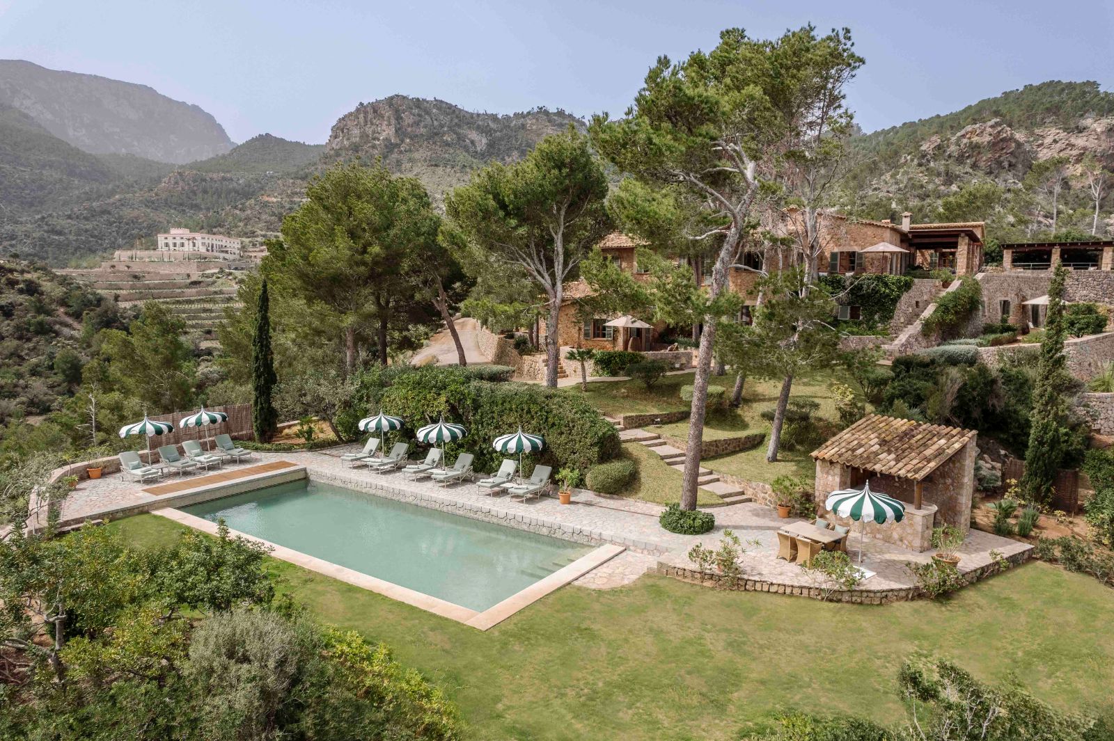 Sa-Punta-de-SAguila-Mallorca-pool-1