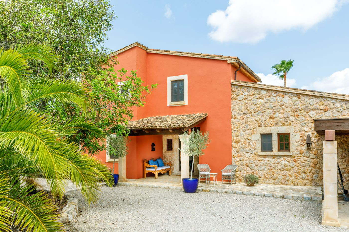 Entrance of Can Suelo in Mallorca