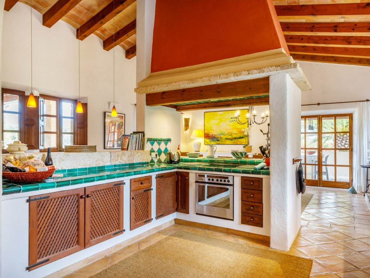 Kitchen at Can Suelo