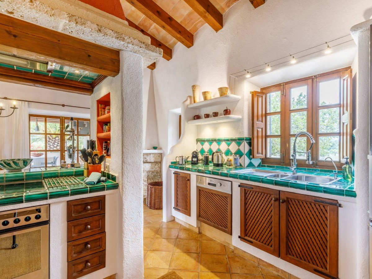 Kitchen at Can Suelo